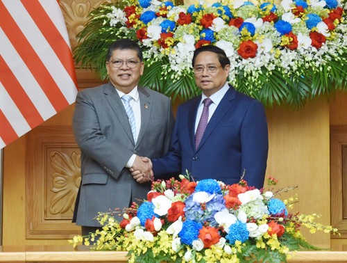 Premierminister Pham Minh Chinh trifft Präsident des malaysischen Repräsentantenhauses Tan Sri Dato’ Johari bin Abdul - ảnh 1