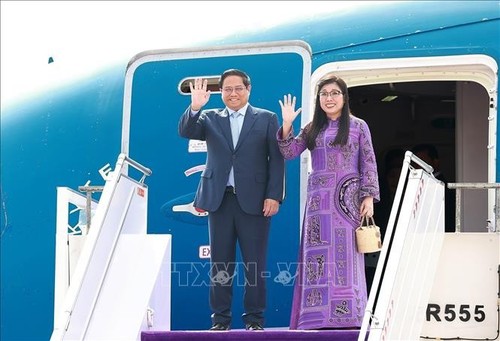 Premierminister Pham Minh Chinh ist in Saudi-Arabien eingetroffen - ảnh 1