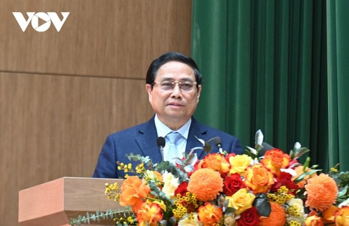 Premierminister Pham Minh Chinh fordert Aufbau einer modernen Volkspolizei - ảnh 1