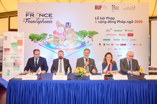 Festival der Frankophonie ist lebhaft mit Musik von bekannten Künstlern in Vietnam - ảnh 1