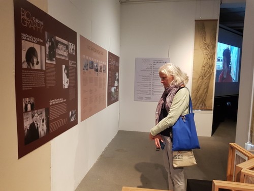Ausstellung der französischen Malerin mit vietnamesischer Abstammung To Bich Hai in Hanoi - ảnh 1