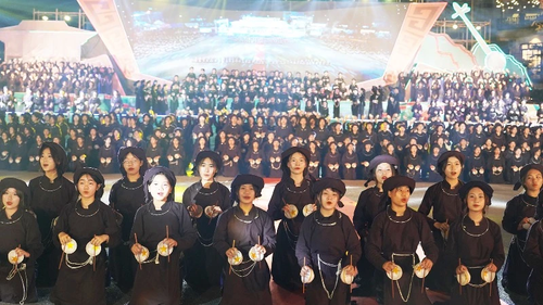 Bac Kan veranstaltet erstmals Kultur- und Tourismuswoche „Cau-Fluss – Der Ursprung der Zusammenkunft“ - ảnh 1