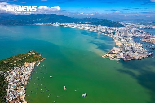 Malerische Küstenstraßen in der Provinz Binh Dinh – Ein Paradies für Entdecker - ảnh 9