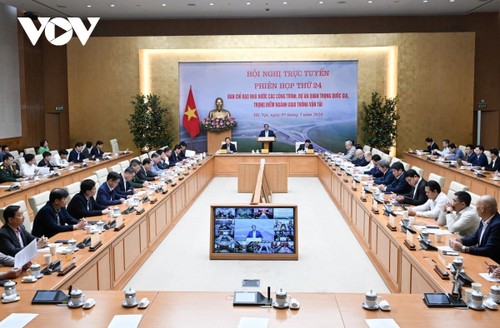 Premierminister Pham Minh Chinh leitet die Sitzung des staatlichen Verwaltungsstabs für wichtige nationale Verkehrsproje - ảnh 2