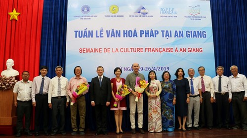 Semaine de la culture française à An Giang - ảnh 1