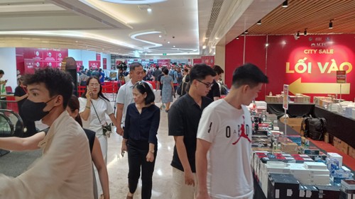 Hô Chi Minh-Ville: Le "Shopping Season 2024" relance le commerce et le tourisme - ảnh 2