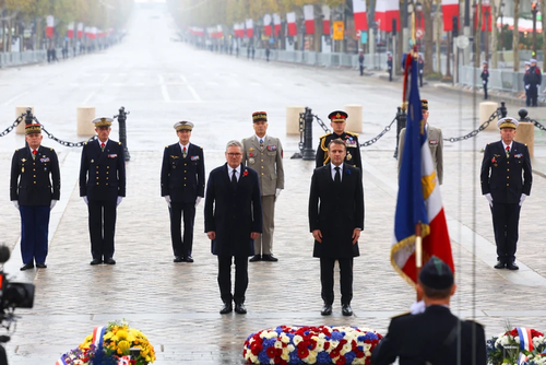 Le Premier ministre britannique se rend en France, en signe de solidarité avec l'Europe - ảnh 1