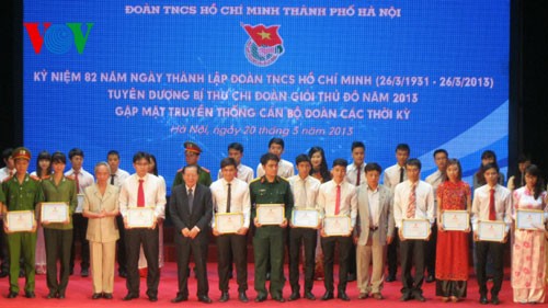 Kỷ niệm 82 năm Ngày thành lập Đoàn 26/3, tuyên dương 120 bí thư chi đoàn giỏi - ảnh 1