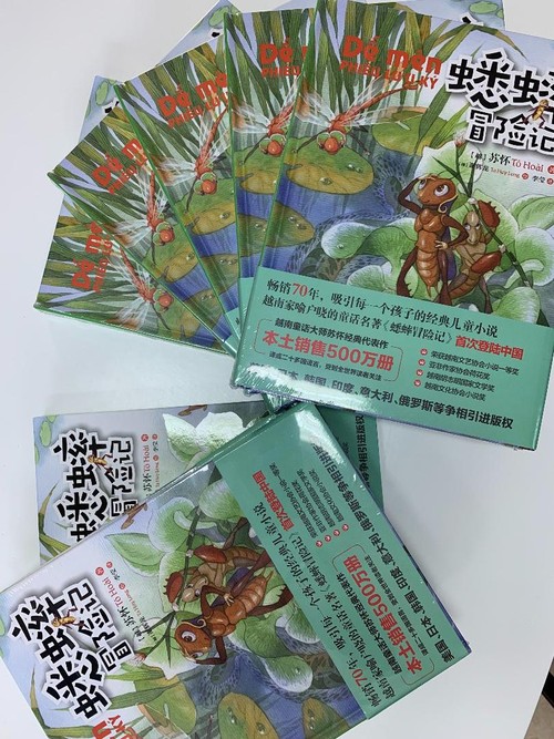 Upaya “mengekspor” sastra Vietnam pada zaman integrasi - ảnh 1