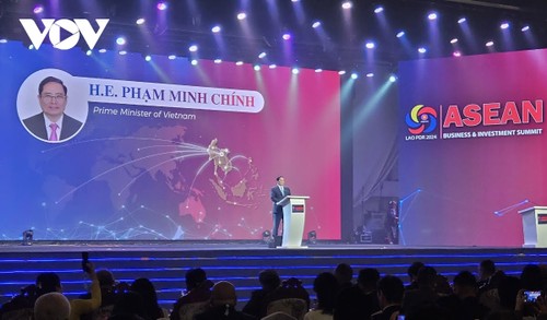 PM Pham Minh Chinh Membacakan Pidato di KTT Bisnis dan Investasi ASEAN - ảnh 1