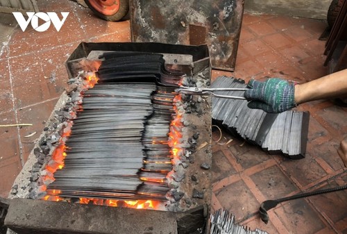 Desa Da Sy: Destinasi Menawarkan Budaya Kerajinan Penempaan - ảnh 1