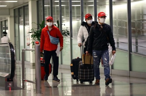 Entry protocols for foreign nationals, OVs relaxed - ảnh 1