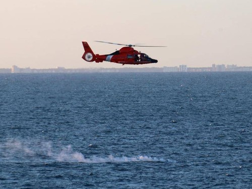 US military brings down flying object over Lake Huron - ảnh 1