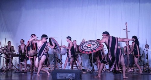 Central Highlands ethnic artisans to join traditional Korean music festival - ảnh 1