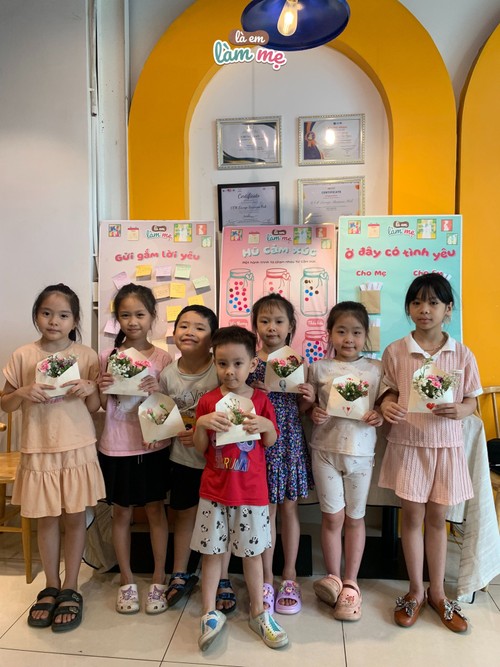 “She was once a girl” exhibit – a journey of motherhood - ảnh 5