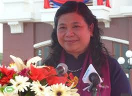 Vize-Parlamentspräsidentin besucht Familien der gefallenen Soldaten - ảnh 1