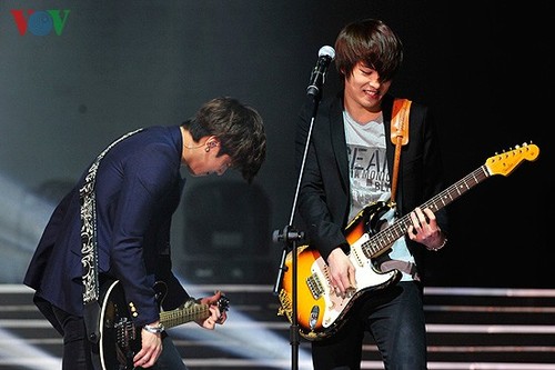 Vietnam und Südkorea feiern Aufnahme diplomatischer Beziehungen - ảnh 1