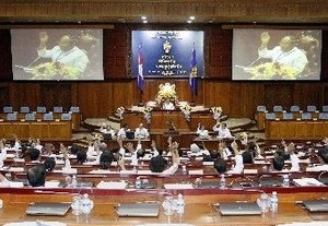 Kambodscha: Premier Hun Sen verpflichtet sich zum Dienst für die Bevölkerung und das ganze Land - ảnh 1