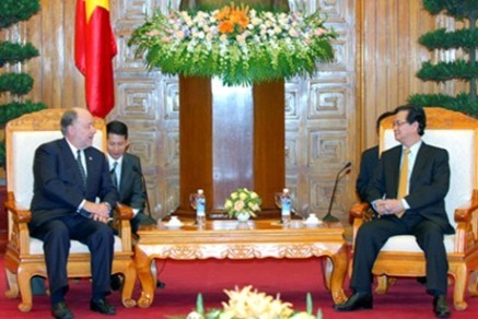 Vietnam schafft günstiges Investitionsumfeld für ausländische Unternehmen - ảnh 1