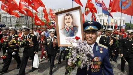 Vietnamesische Zeitungen loben den Sieg über den Faschismus - ảnh 1