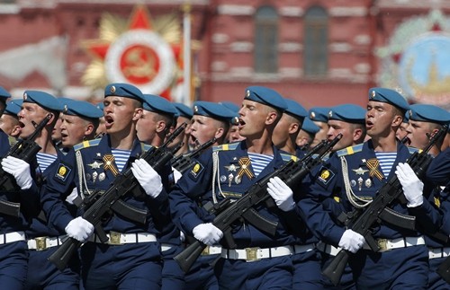 Siegesparade auf dem Roten Platz in Moskau  - ảnh 1