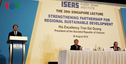 Staatspräsident Tran Dai Quang: Zusammenhalt, gemeinsames Handeln, sich gemeinsam entwickeln - ảnh 1