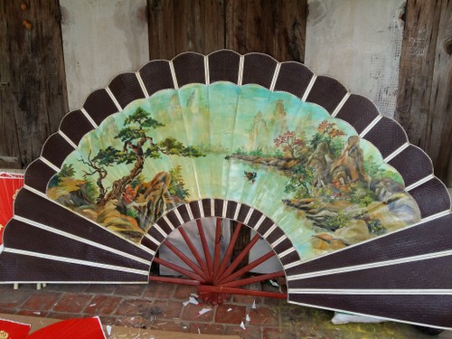 Herstellung von Fächern im Dorf Chang Son - ảnh 1