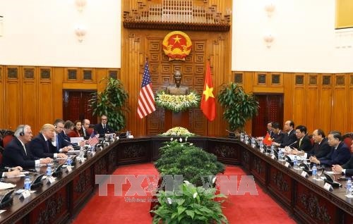 Premierminister Nguyen Xuan Phuc führt Unterredung mit US-Präsident Donald Trump - ảnh 1