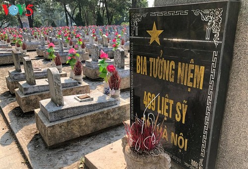 Besuche an den historischen Orten in Truong Son - ảnh 6