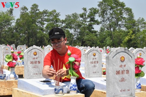 Besuche an den historischen Orten in Truong Son - ảnh 8