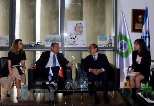 Vietnam lernt Modell der Smart-City von Israel - ảnh 1