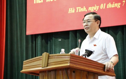 Vize-Premierminister Vuong Dinh Hue trifft Wähler in Ha Tinh - ảnh 1