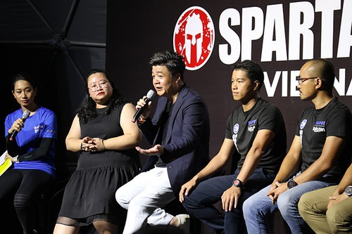 Mehr als 1000 Menschen werden am Extrem-Hindernislauf Spartan Race – Vietnam teilnehmen - ảnh 1