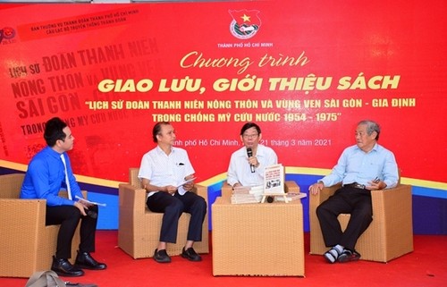 Veröffentlichung des Buches über den  Jugendverband während des Krieges gegen die US-Armee - ảnh 1