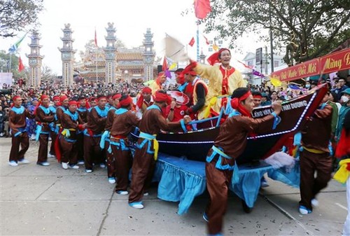 Fest der Fischer in Zentralvietnam - ảnh 1