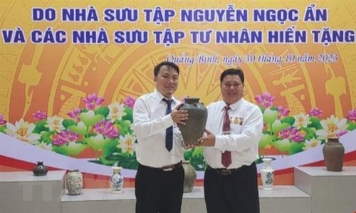 Das Museum der Provinz Quang Binh erhält 388 wertvolle Dokumente und Gegenstände - ảnh 1