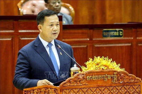 Der Vietnam-Besuch des kambodschanischen Premierministers stärkt die traditionelle Freundschaft beider Länder - ảnh 1