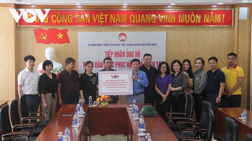 VOV unterstützt die von Katastrophen betroffenen Menschen in Cao Bang - ảnh 1