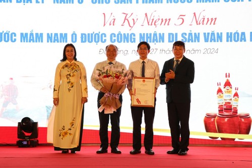 Das Dorf für Herstellung der Fischsoße Nam O - ảnh 1