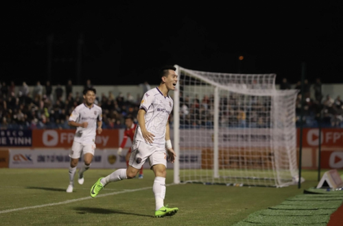 Nguyen Tien Linh erzielt das 100. Tor seiner Karriere - ảnh 1