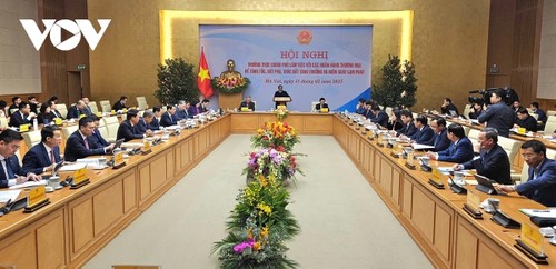 Premierminister Pham Minh Chinh leitet die Sitzung mit den Banken - ảnh 1