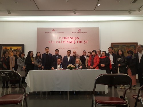 Das vietnamesische Museum für bildende Kunst nimmt fast 1000 Kunstwerke auf - ảnh 1