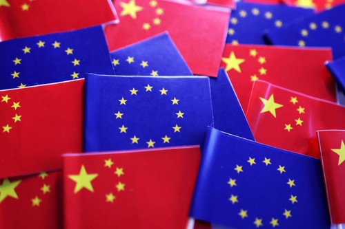 Die EU erhebt hohe Antidumpingzölle auf strategische Rohstoffe aus China  - ảnh 1