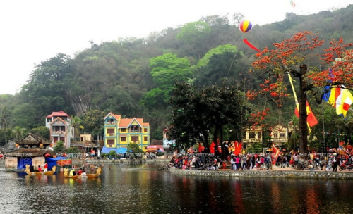 Das Fest der Thay-Pagode vermittelt einzigartige kulturelle Werte - ảnh 1