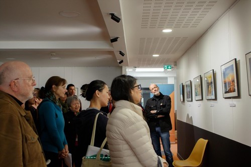 Eröffnung der Fotoausstellung über das Land und die Menschen Vietnams in Frankreich - ảnh 1
