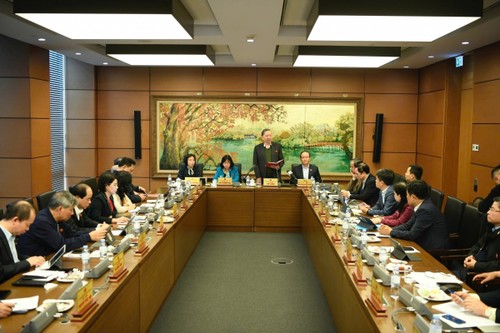 또 럼 당 서기장, 제14차 당 대회 전에 조직 간소화 작업 완료 요구 - ảnh 1