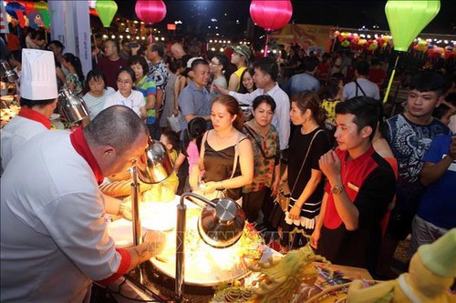 ទីក្រុងដាណាំងអភិវឌ្ឍន៍វិស័យទេសចរណ៍ចំណីអាហារ - ảnh 1