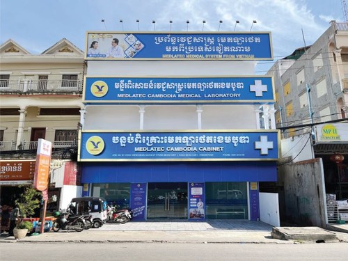 Medlatec Cambodia រួមចំណែកអភិវឌ្ឍន៍វិស័យសុខាភិបាលនៅកម្ពុជា - ảnh 1