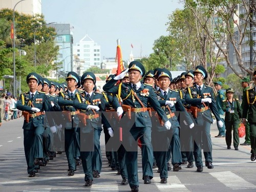 ជួបប្រាស្រ័យជាមួយមិត្តភក្ដិអន្តរជាតិក្នុងឱកាសរំលឹកខួបអនុស្សាវរីយ៍៤០ឆ្នាំ រំដោះភាគខាងត្បូងឯកភាពប្រទេស - ảnh 1