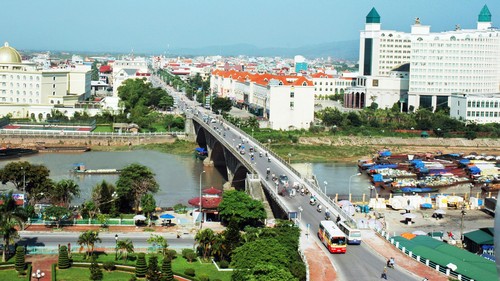 ខេត្ត Quang Ninh ទាក់ទាញប្រភពទុនវិនិយោគយ៉ាងខ្លាំងក្លា - ảnh 1